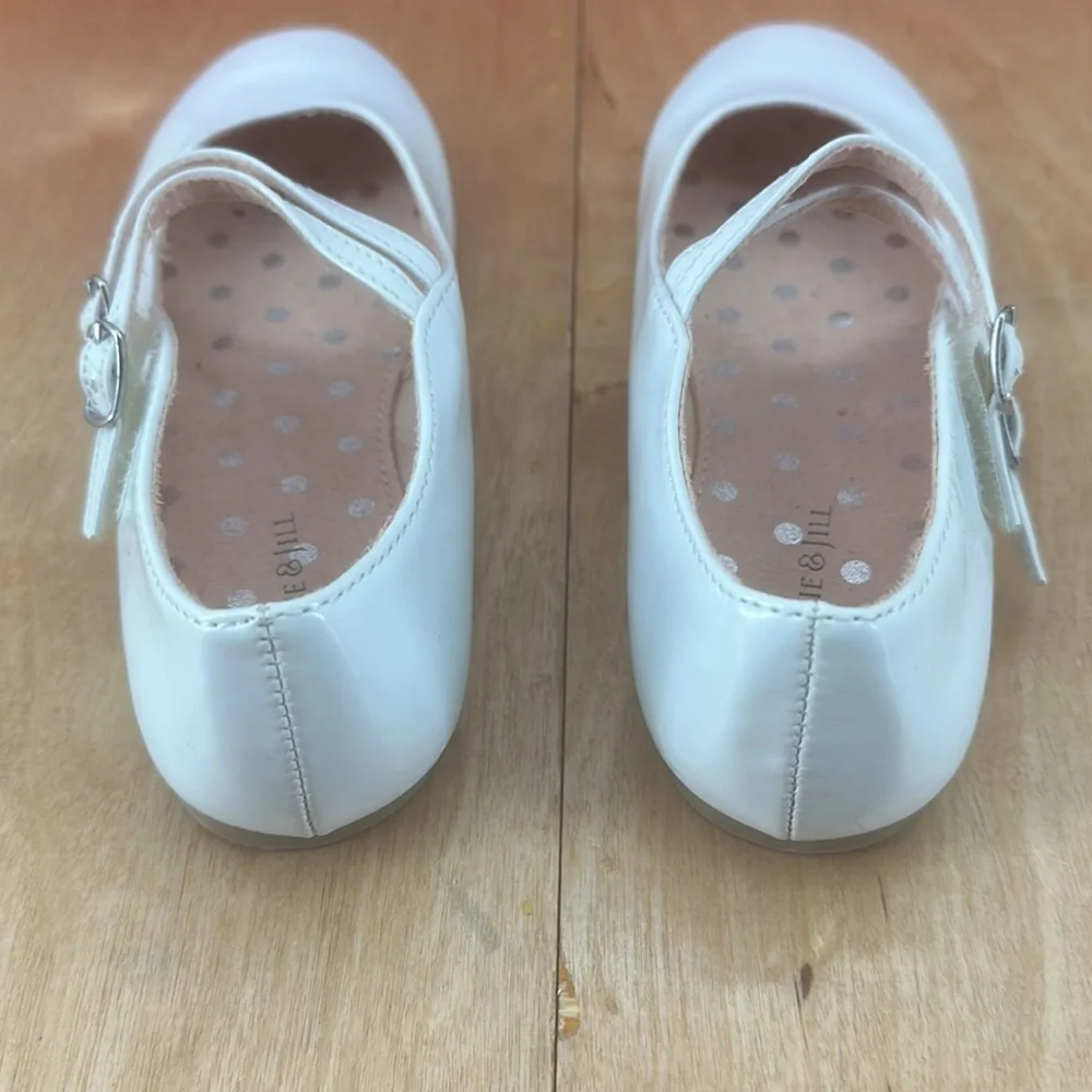 Christie & Jill Girls Dress shoe Pageant shoe white patent‎ size 1